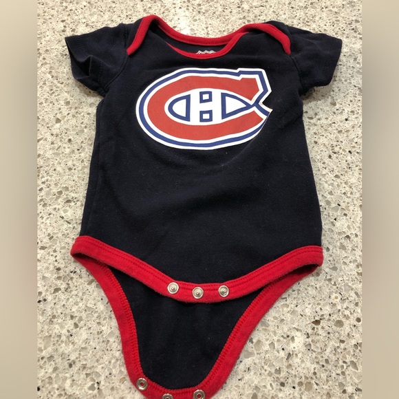 Montreal Canadiens Hockey NHL SIZE 0-3M - Picture 1 of 3